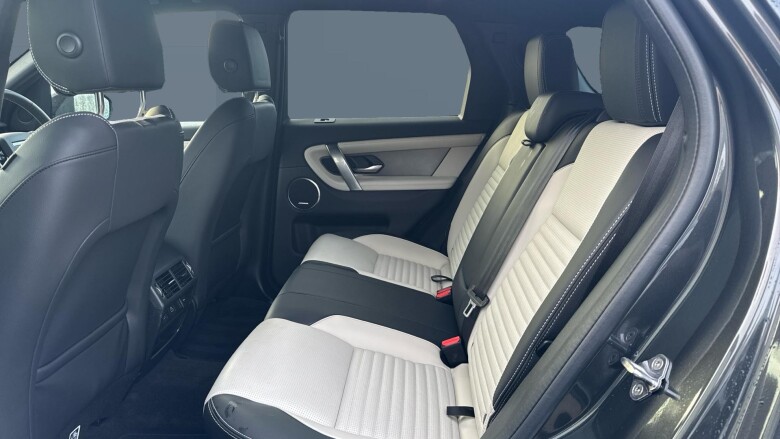 Land Rover Discovery Sport 1.5 P270e Dynamic SE 5dr Auto [5 Seat] Station Wagon